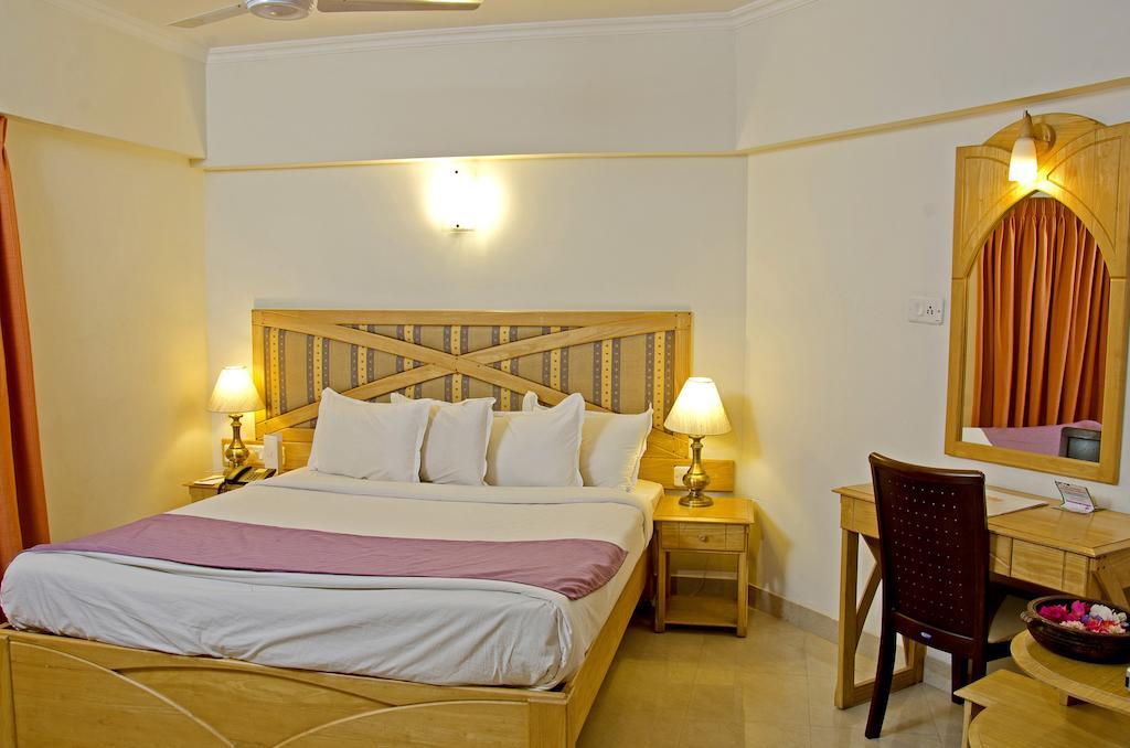 Lotus 8 Hotel Nedumbassery Pokoj fotografie